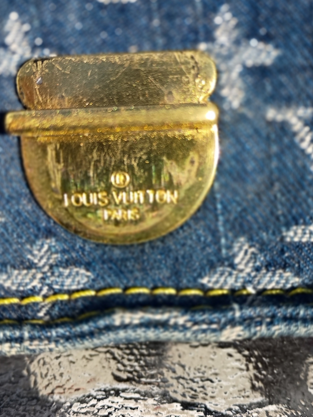 Vintage Louis Vuitton Purse - Picture 7 of 9